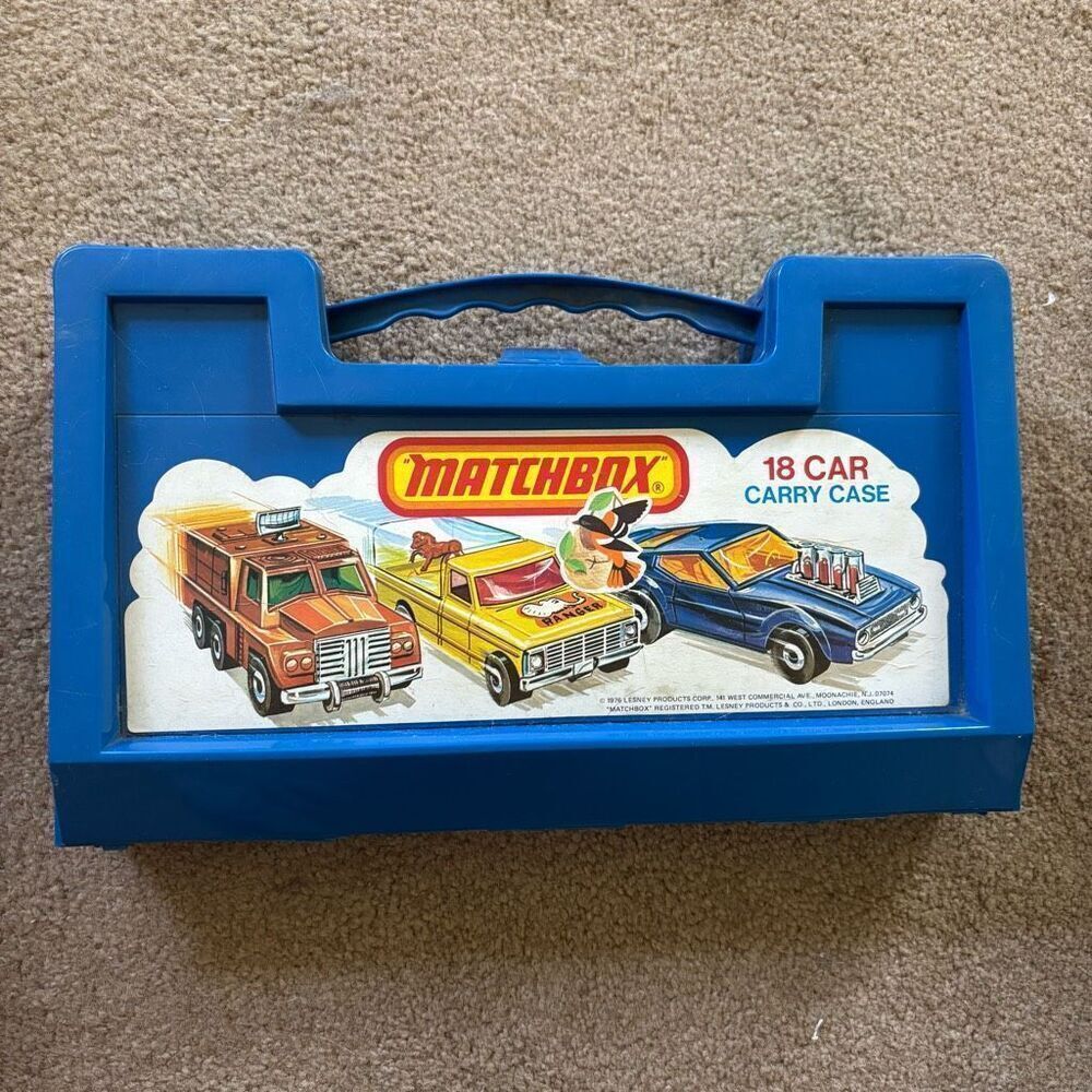 Vintage Matchbox Car Carry Case With Catalogs And Lot Of Die Cast Cars *Read*